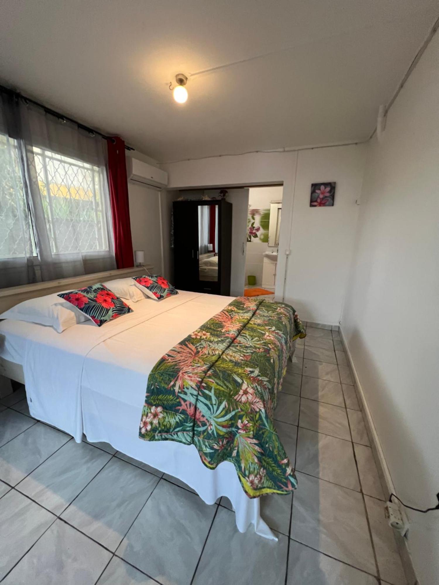 Location Tropical Διαμέρισμα Sainte-Anne  Εξωτερικό φωτογραφία